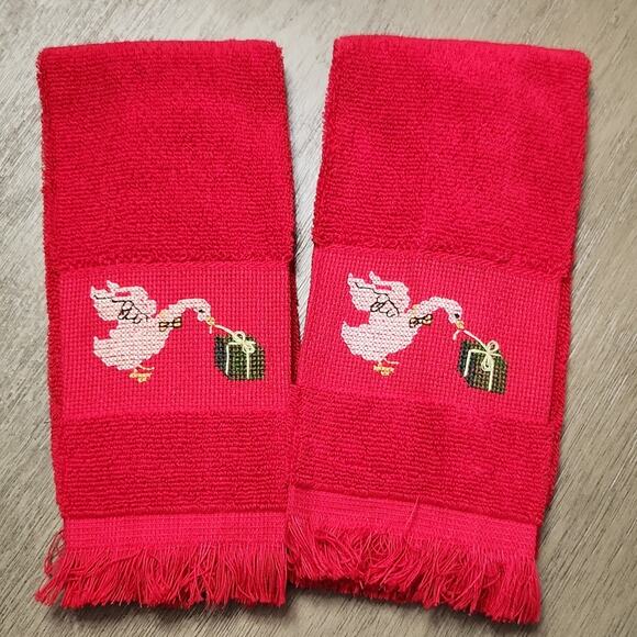 🎄 Vintage Needlepoint Crossstitch Christmas Geese Fingertip Towels 2 Grannycore - Picture 1 of 4